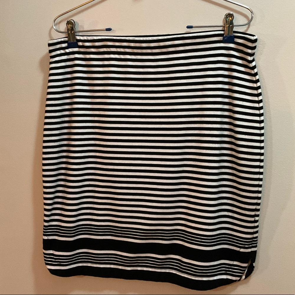 MAX STUDIO Striped knit pencil skirt in ponte fabric